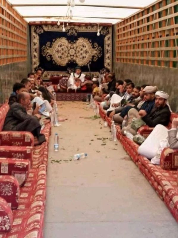 تريندينغ لايف: أغرب حفل زفاف..حفل في شاحنة نقل في اليمن 1 اليمن