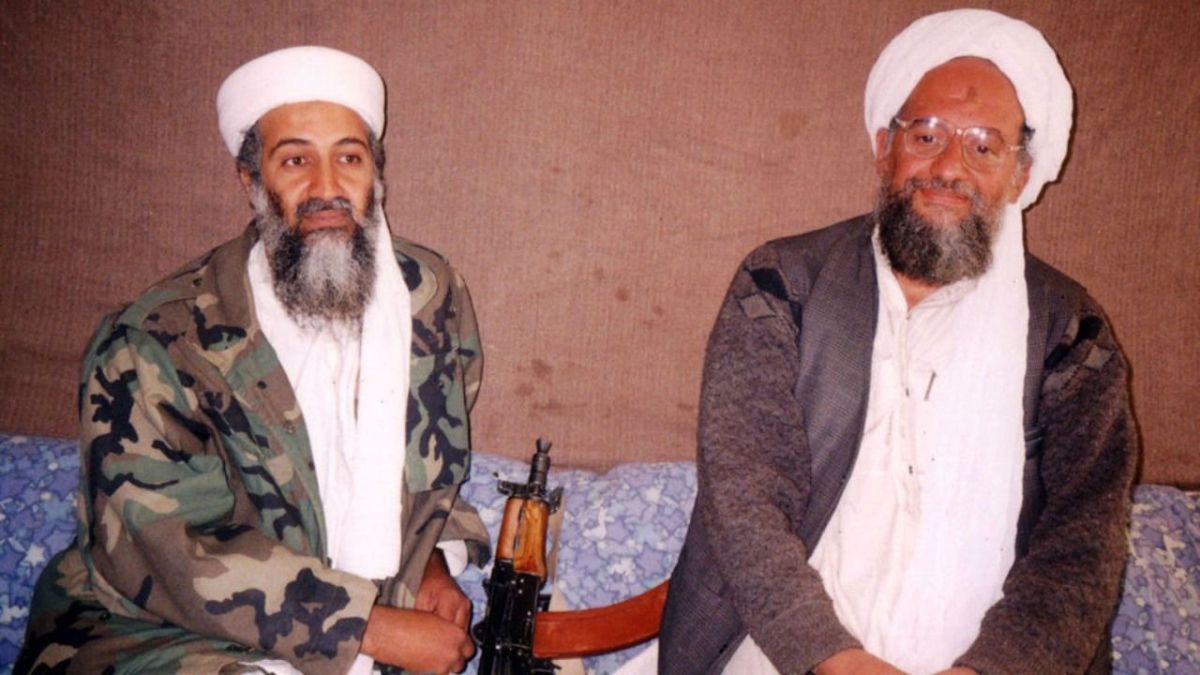 أيمن الظواهري.. نهاية صاخبة لرحلة جهادية مليئة بالفشل 3 أيمن الظواهري.. نهاية صاخبة لرحلة جهادية مليئة بالفشل