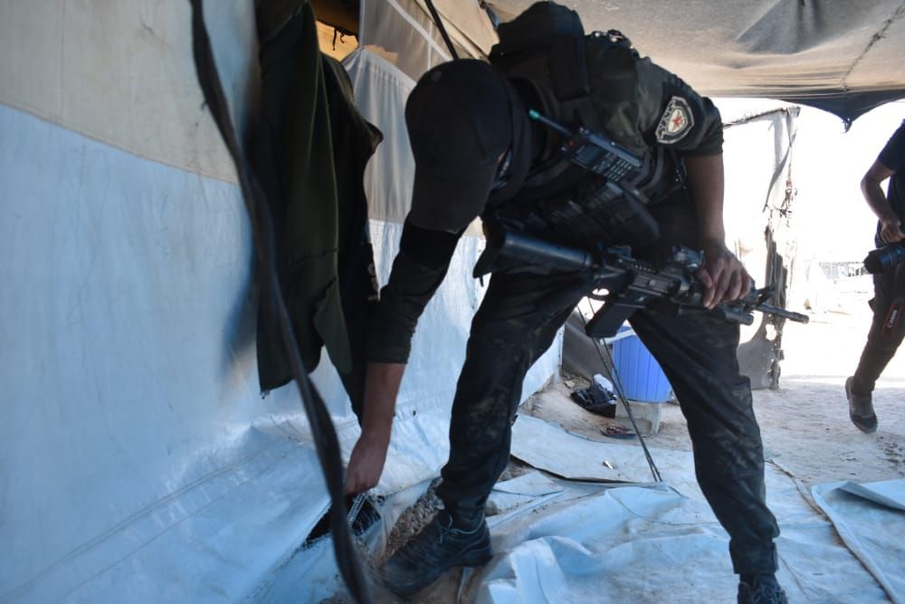 مخيم الهول.. القبض على خلايا نائمة تابعة لداعش