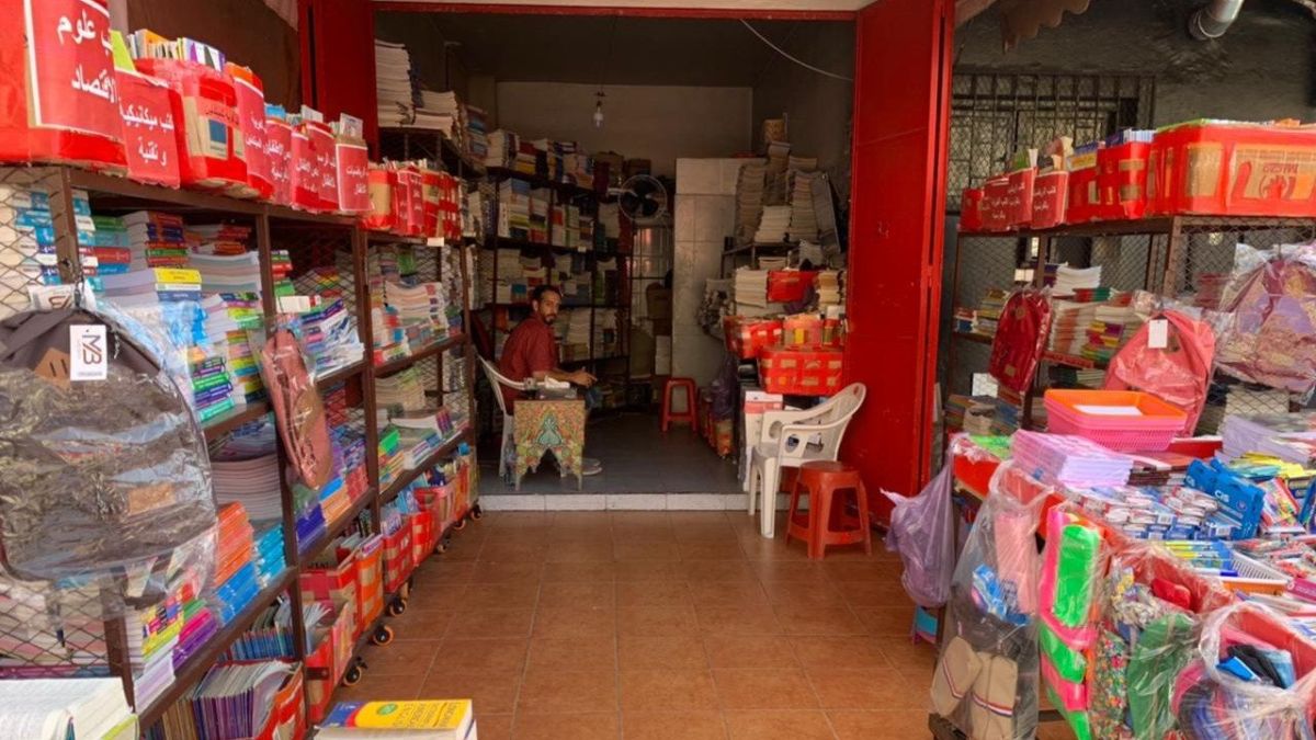 المغرب.. أيام قبل بدء السنة الدراسية الجديدة.. انتعاش سوق الكتب المستعملة
