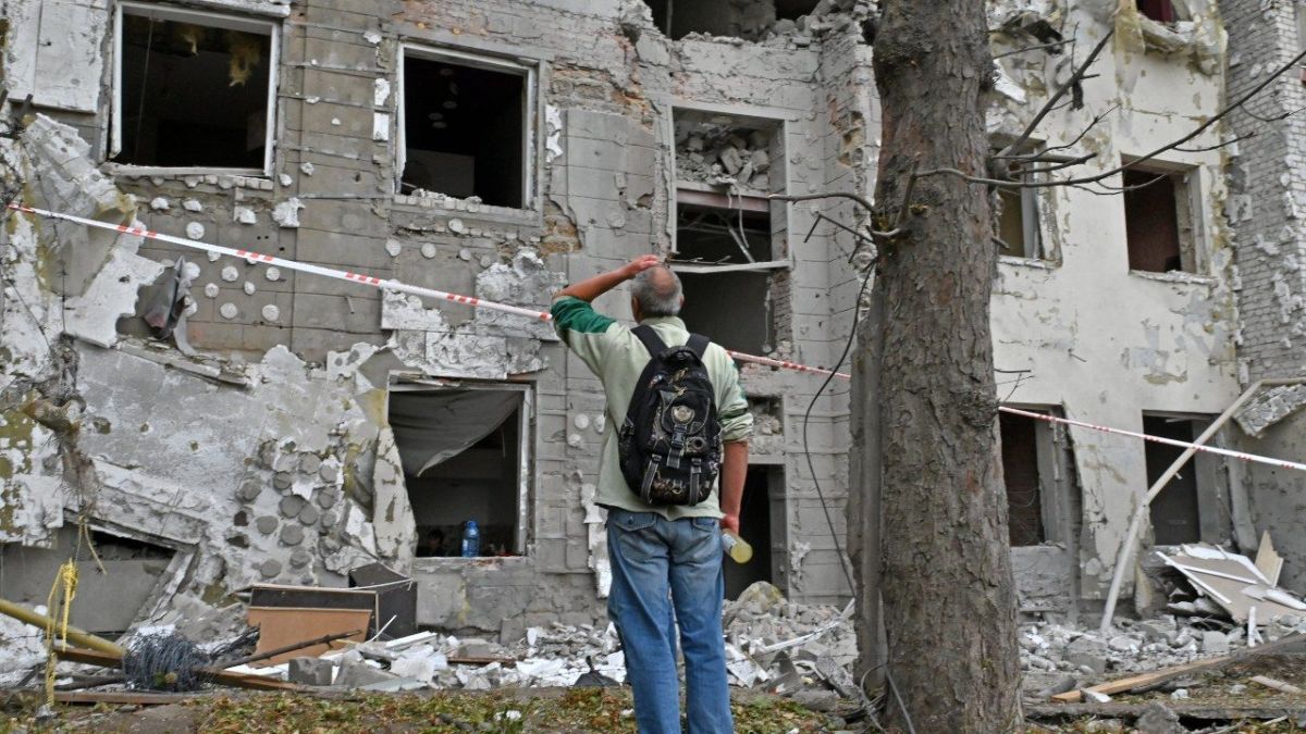 فولوديمير زيلينسكي يعلن استعادة نحو 6 آلاف كلم مربع من أراضي أوكرانيا