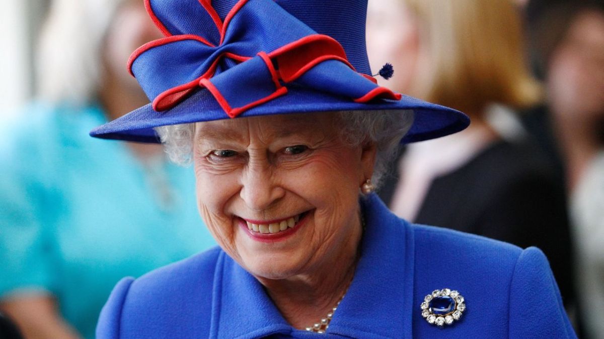 الملكة إليزابيث