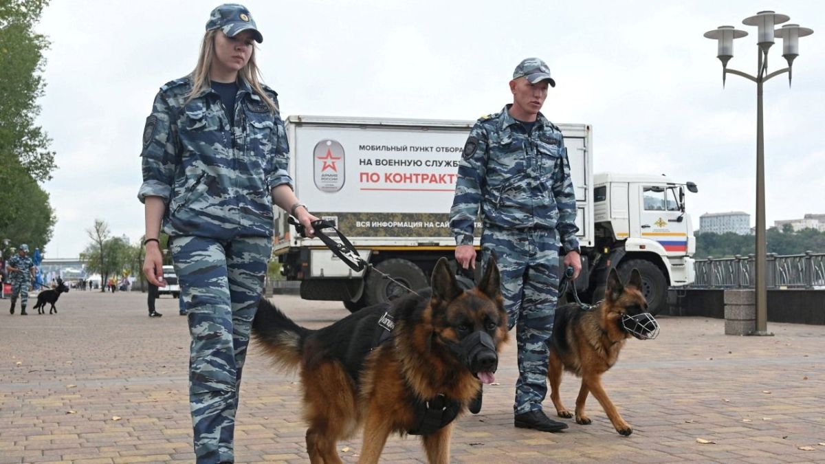 تجنيد علني في روسيا للقتال بأوكرانيا.. الجيش يغري المواطنين بالأموال