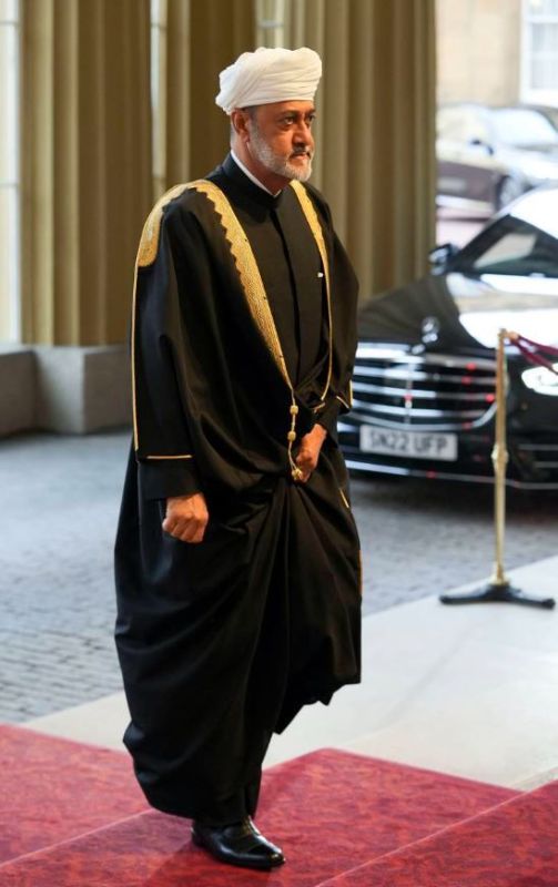 بالصور.. ملوك وزعماء عرب شاركوا في جنازة الملكة إليزابيث الثانية 3 بالصور.. ملوك وزعماء عرب شاركوا في جنازة الملكة إليزابيث الثانية