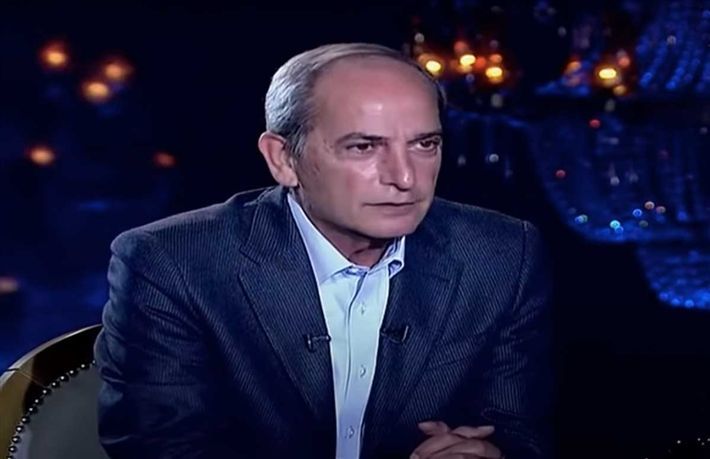 عاشق البحر والقهوة.. الشهير بهشام سليم