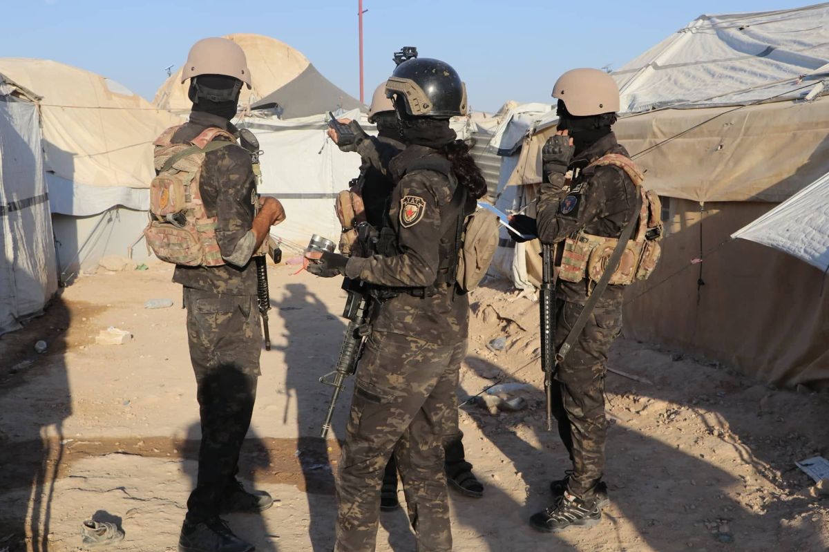 الحملات الأمنية .. لماذا لا توقف مسلسل القتل في "مخيم الهول" 1 الحملات الأمنية .. لماذا لا توقف مسلسل القتل في "مخيم الهول"