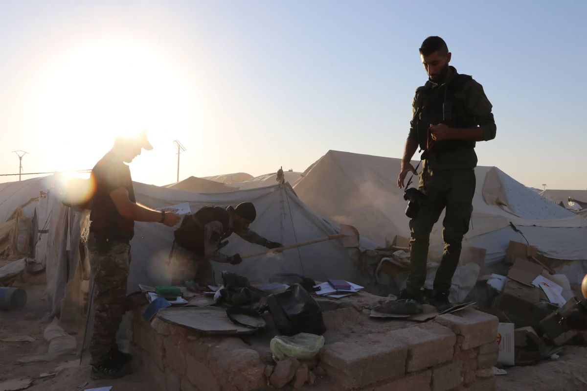 الحملات الأمنية .. لماذا لا توقف مسلسل القتل في "مخيم الهول" 7 الحملات الأمنية .. لماذا لا توقف مسلسل القتل في "مخيم الهول"