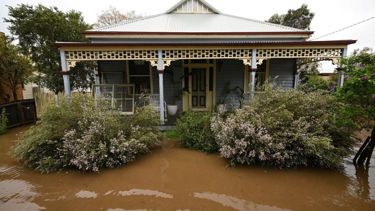 فيضانات تغمر مئات المنازل في أستراليا