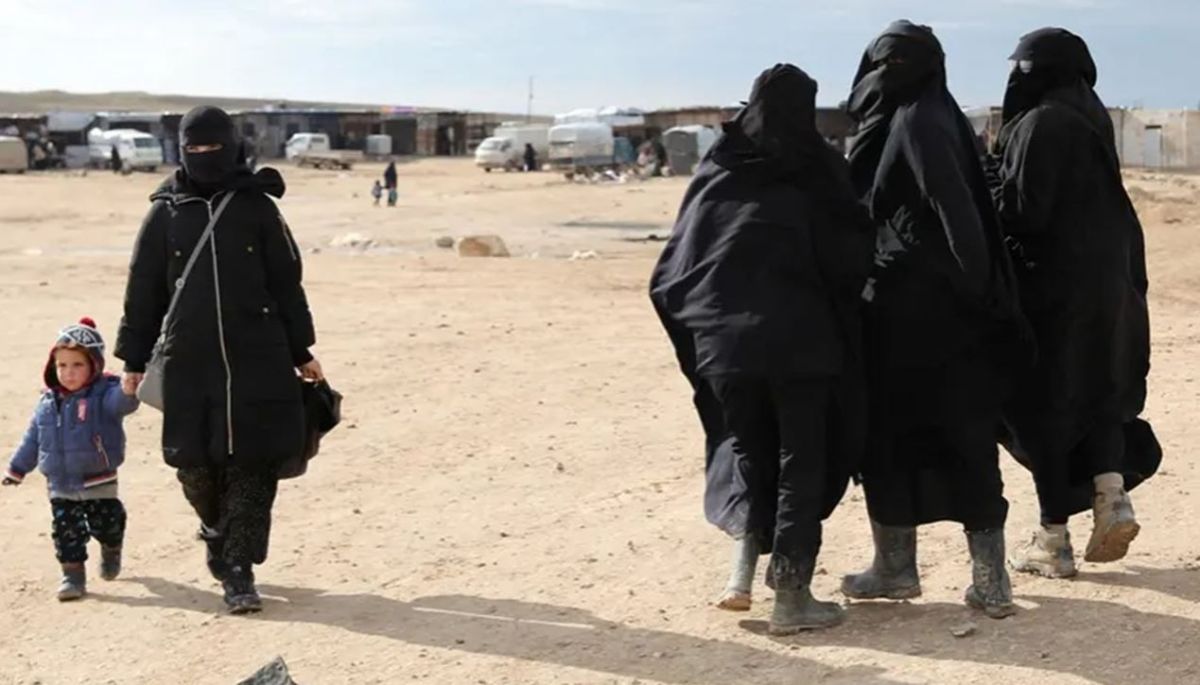 العراق يتسلم 634 شخصًا من أقارب داعش في سوريا