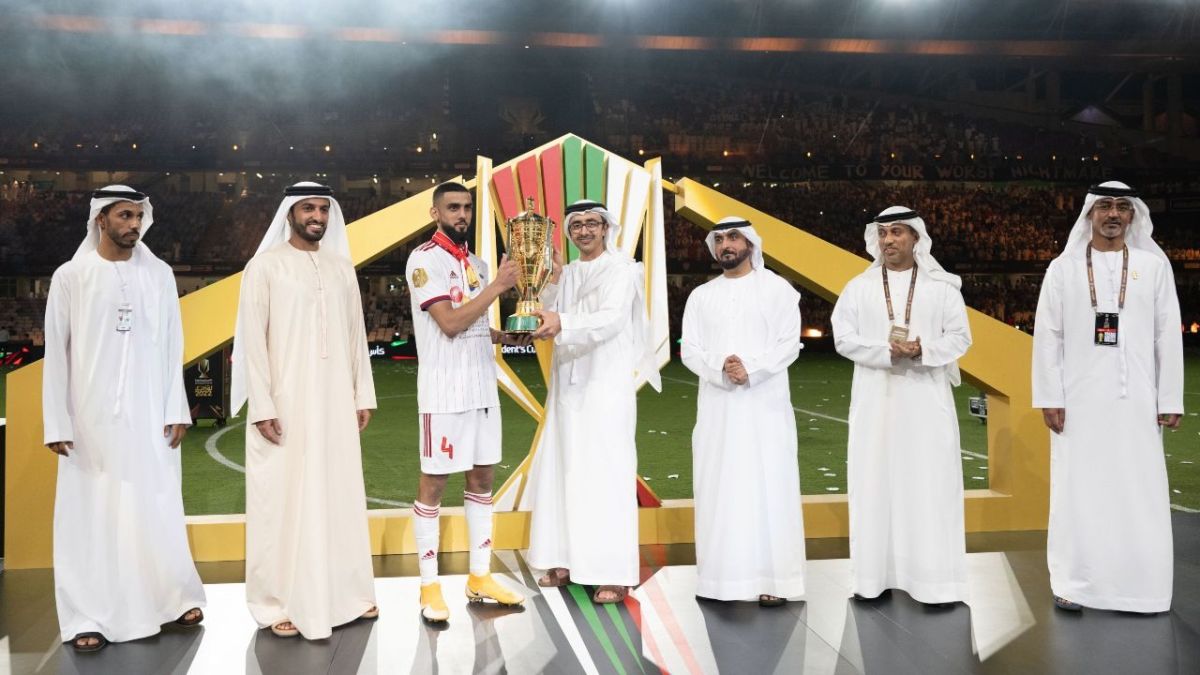 بعد غياب 19 عاماً.. الشارقة بطلاً لكأس الإمارات لكرة القدم للمرة التاسعة في تاريخه