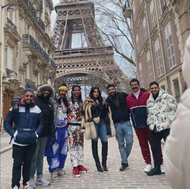 بالفيديو – ملامح هيفاء وهبي تضجُّ جمالًا في موسم الرياض