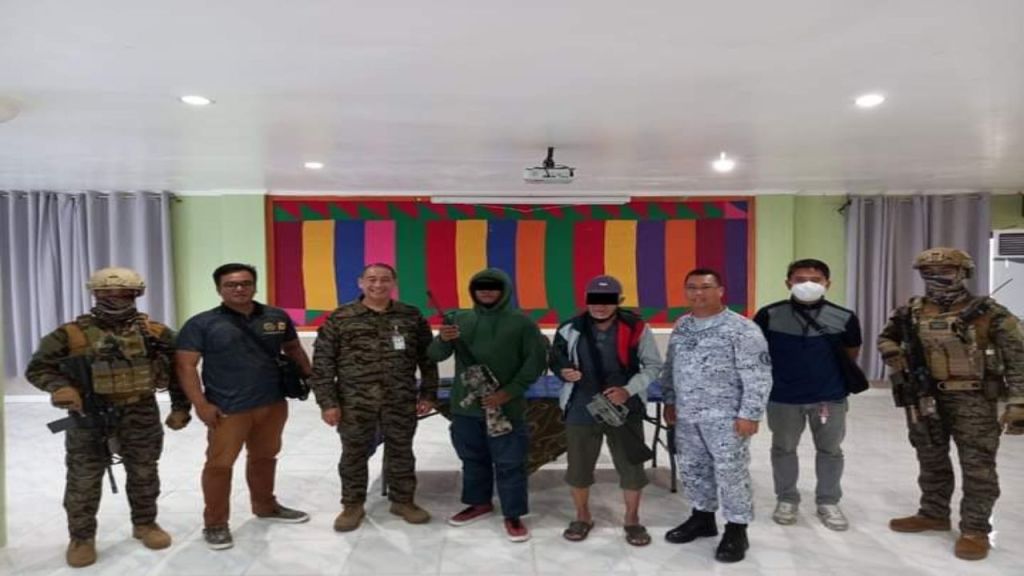 استسلام 10 من أعضاء جماعة أبوسياف للجيش الفلبيني