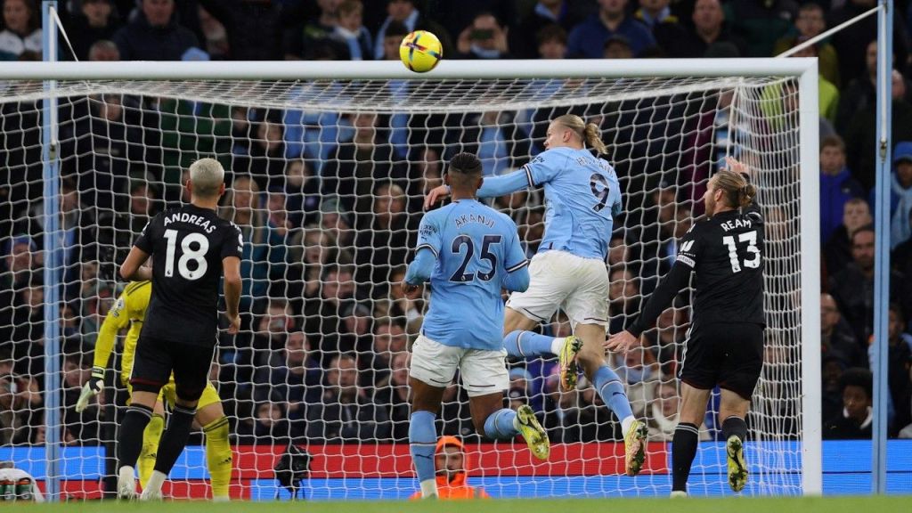 مانشستر سيتي يتأهل إلى ثمن نهائي كأس الرابطة بثنائية في مرمى تشيلسي