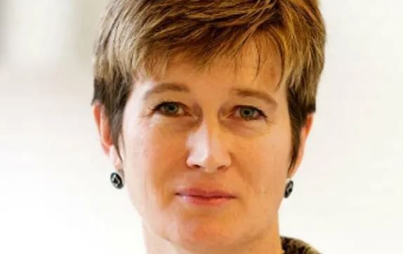 بينهم سفيرة بريطانية سابقة.. المجلس العسكري في بورما يفرج عن 6000 سجين