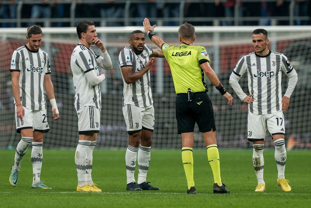 أدار 538 مباراة في تاريخه.. من هو دانييلي أورساتو حكم المباراة الافتتاحية لكأس العالم 2022؟ 2 أدار 538 مباراة في تاريخه.. من هو دانييلي أورساتو حكم المباراة الافتتاحية لكأس العالم 2022؟