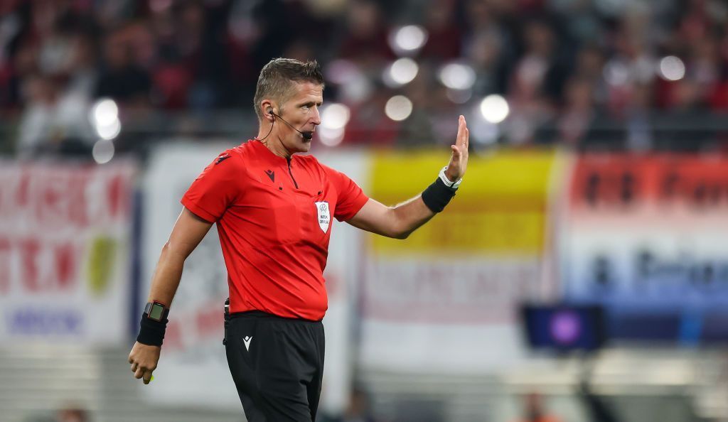 أدار 538 مباراة في تاريخه.. من هو دانييلي أورساتو حكم المباراة الافتتاحية لكأس العالم 2022؟ 3 أدار 538 مباراة في تاريخه.. من هو دانييلي أورساتو حكم المباراة الافتتاحية لكأس العالم 2022؟