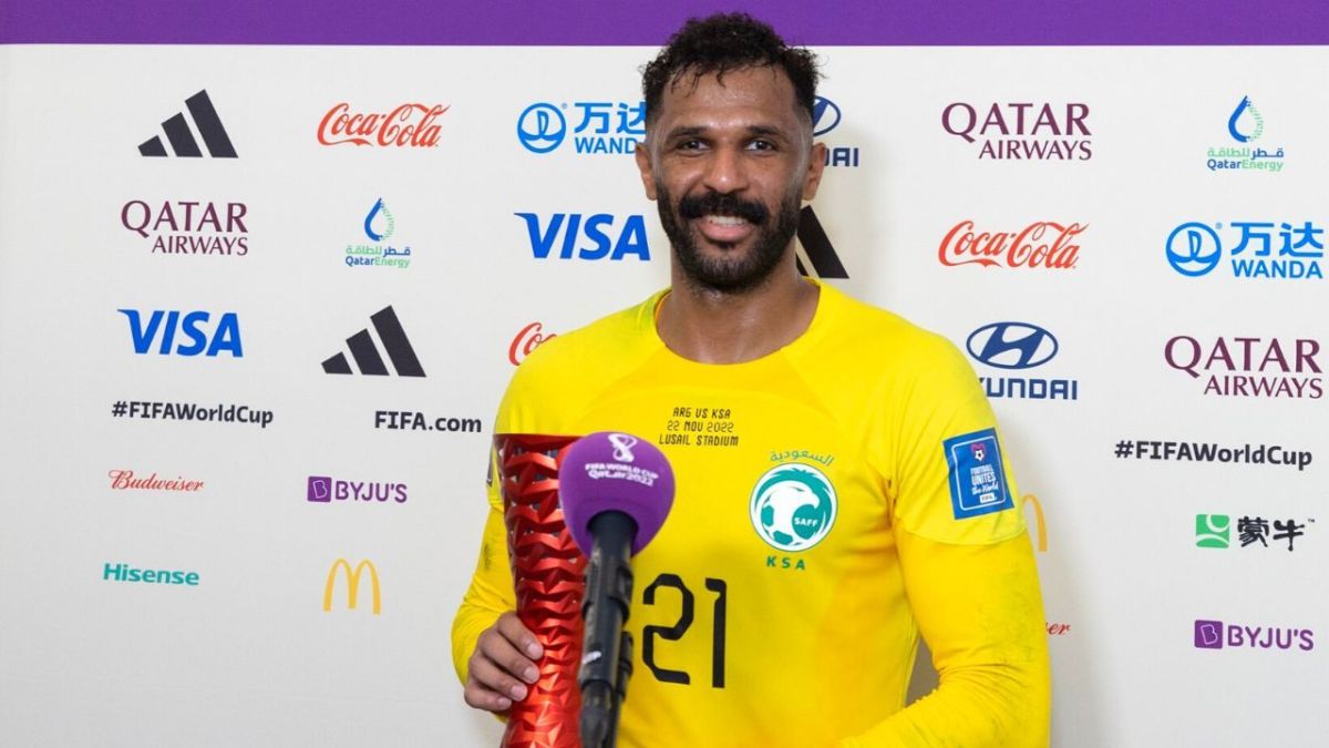 محمد العويس.. الأفضل في مواجهة السعودية والأرجنتين