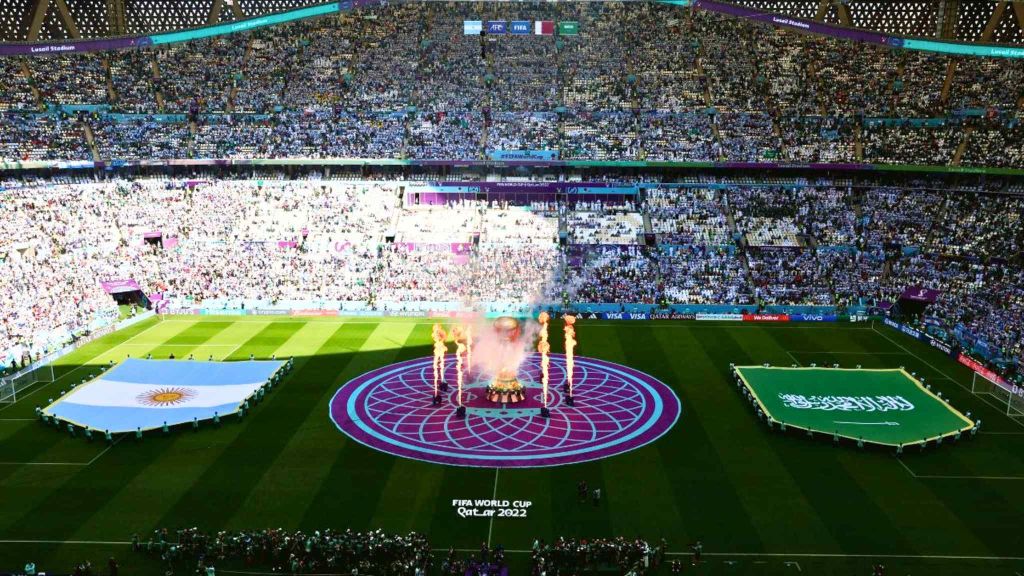 المنتخب السعودي يكتب التاريخ في كأس العالم بفوزه الأسطوري على الأرجنتين 1 فوز المنتخب السعودي على الأرجنتين