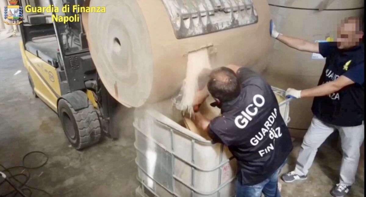 الكبتاجون من المصدر إلى المستهلك.. فمن هم أرباب حبَّة الموت؟ 1 الكبتاجون من المصدر إلى المستهلك.. فمن هم أرباب حبَّة الموت؟