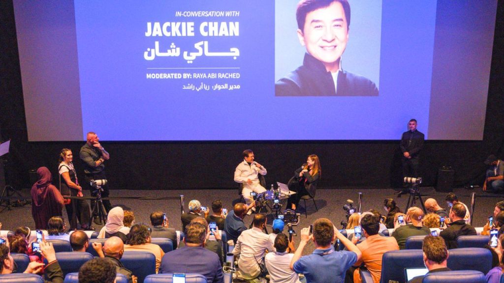 تكريم رموز الغناء في نقابة الموسيقيين وجاكي شان في مهرجان البحر الأحمر السينمائي