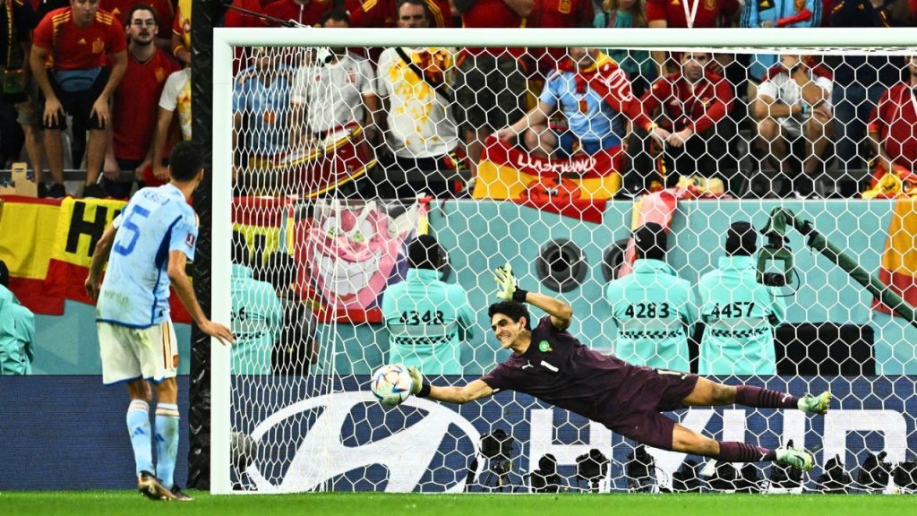 3 أبطال سابقين وإنجاز مغربي.. كل ما تريد معرفته عن ربع نهائي كأس العالم