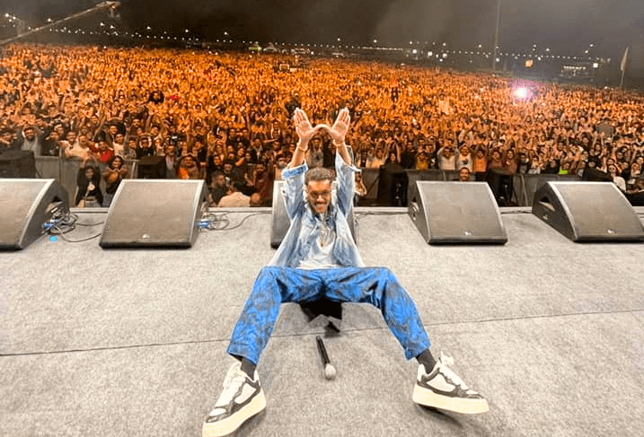 قصة حياة ويجز كاملة.. من الطفولة إلى الغناء في نهائي كأس العالم