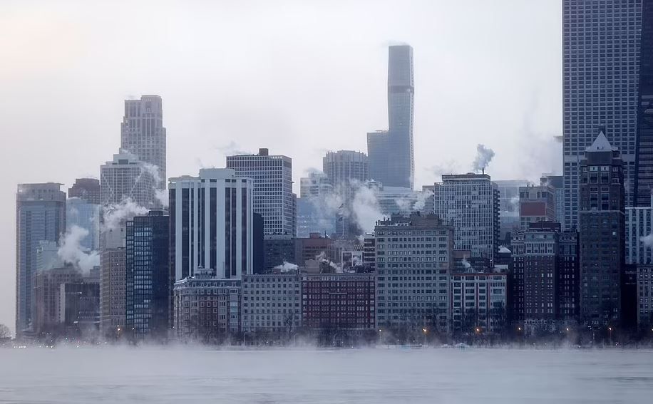 عاصفة تحدث "مرة في الجيل" تضرب الولايات المتحدة 1 عاصفة تحدث "مرة في الجيل" تضرب الولايات المتحدة