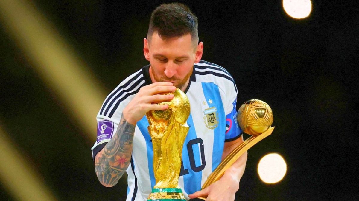 بانوراما الرياضة 2022.. ميسي الملك المتوج في عام وداع فيدرر وأزمات رونالدو