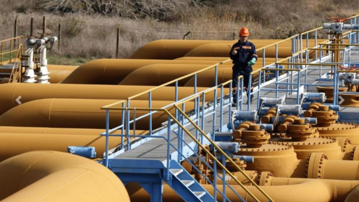 للتحايل على العقوبات.. إيران تهّرب نفطها على أنه نفط عراقي 1 للتحايل على العقوبات.. إيران تهّرب نفطها على أنه نفط عراقي