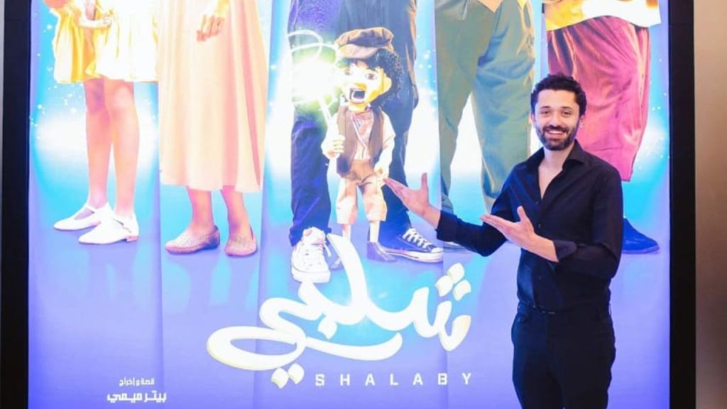 عودة غادة عبد الرازق لزوجها وكريم محمود عبد العزيز يحتفل بفيلمه الجديد في دبي