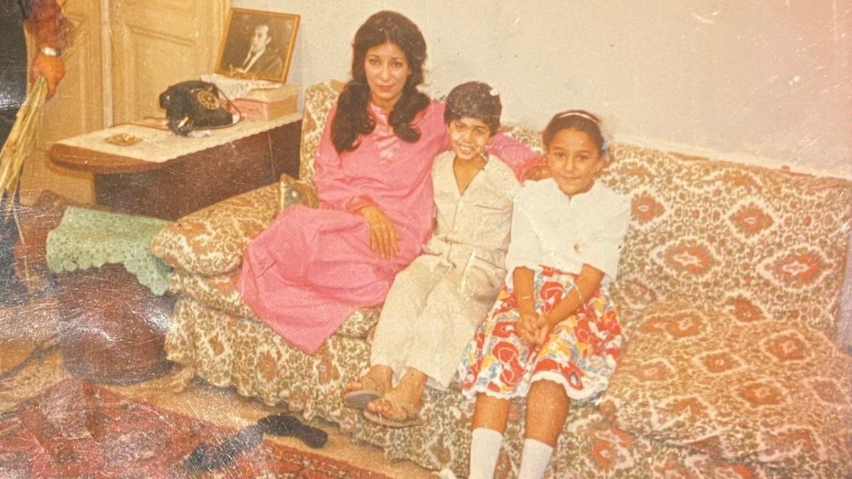 من الفنان المصري الذي أجبره المرض على بيع الخضار والفاكهة في السعودية؟