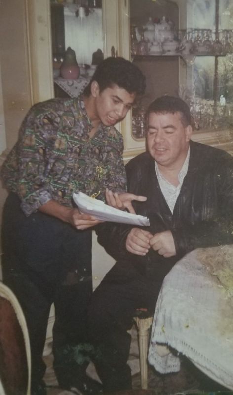 من الفنان المصري الذي أجبره المرض على بيع الخضار والفاكهة في السعودية؟