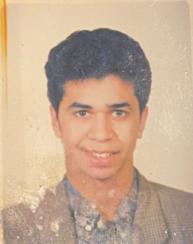 من الفنان المصري الذي أجبره المرض على بيع الخضار والفاكهة في السعودية؟