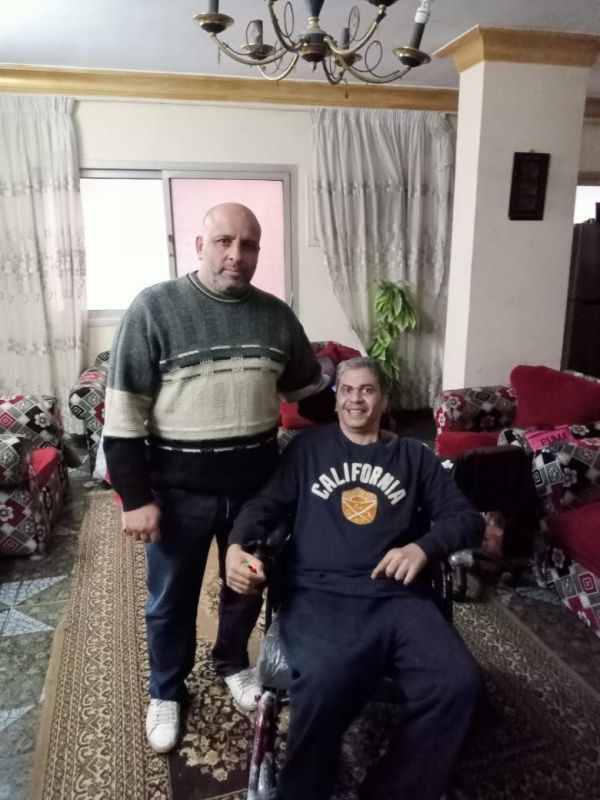 من الفنان المصري الذي أجبره المرض على بيع الخضار والفاكهة في السعودية؟