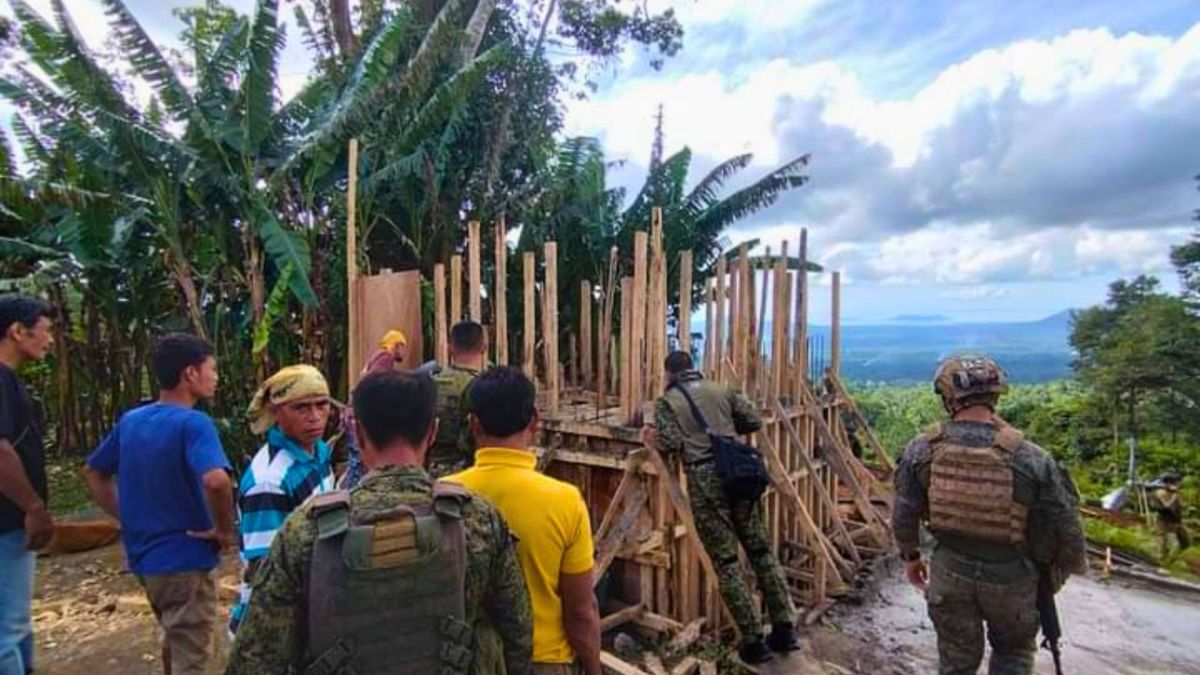 بناء مشروع مياه ضخم في معقل جماعة أبو سياف