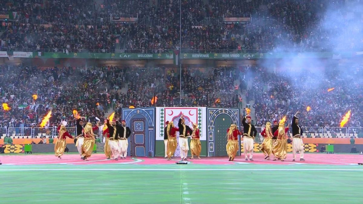 بلمسة جزائرية وإفريقية.. حفل افتتاح كأس إفريقيا للمحليين 2023 2 بلمسة جزائرية وإفريقية.. حفل افتتاح كأس إفريقيا للمحليين 2023