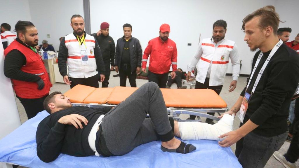 أجواء خليجي 25 في البصرة بين الحماس وحوداث التدافع 5 بالصور.. أجواء خليجي 25 في البصرة بين الحماس وحوداث التدافع