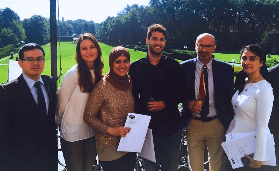 من هي المصرية التي اتهمتها أستاذتها الجامعية بالغباء فأصبحت عالمة فيزياء؟ 22 من هي المصرية التي اتهمتها أستاذتها الجامعية بالغباء فأصبحت عالمة فيزياء؟