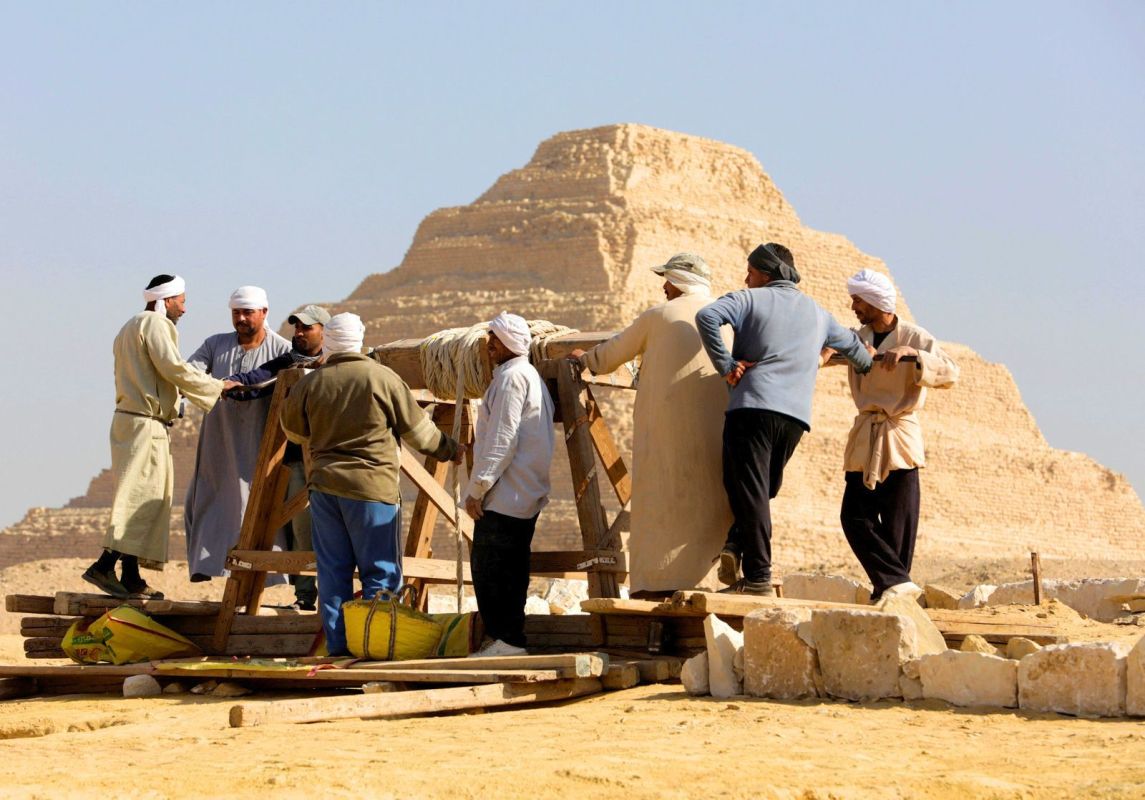 كشف أثري في سقارة عمره 4500 سنة.. مصر تكشف عن مقابر فرعونية ومومياء