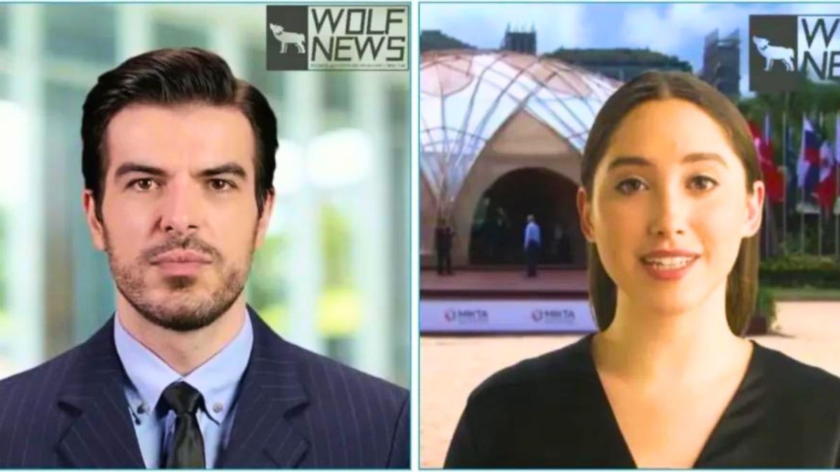 المذيعان من إنشاء الذكاء الاصطناعي يقدمان مقاطع فيديو "وولف نيوز" مصدر الصورة: غرافيكا