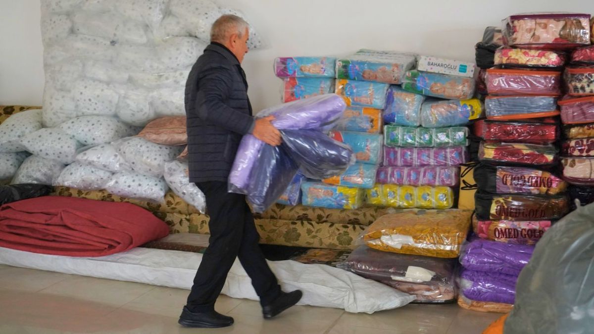 مساعدات عراقية إلى متضرري الزلزال في تركيا وسوريا