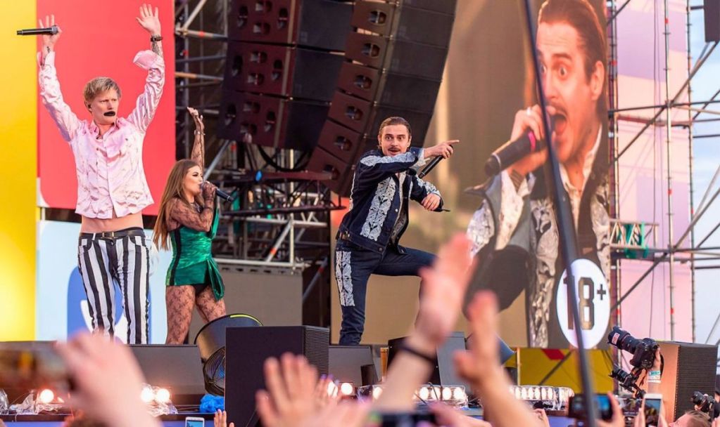 مشاهير روس يعلنون معارضتهم الغزو الروسي على أوكرانيا