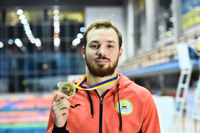 الغطاس الأوكراني ستانيسلاف أوليفيرتشيك