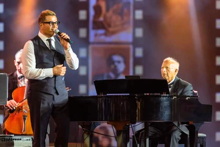 بحضور عمرو دياب ومحمد منير.. ليلة في حب هاني شنودة 4 بحضور عمرو دياب ومحمد منير.. ليلة في حب هاني شنودة