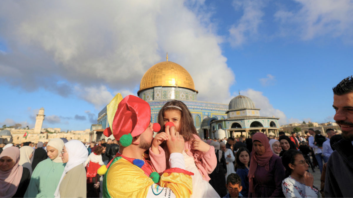 بالصور.. ملامح الفرحة تٌرسم على وجوه الأطفال في عيد الفطر