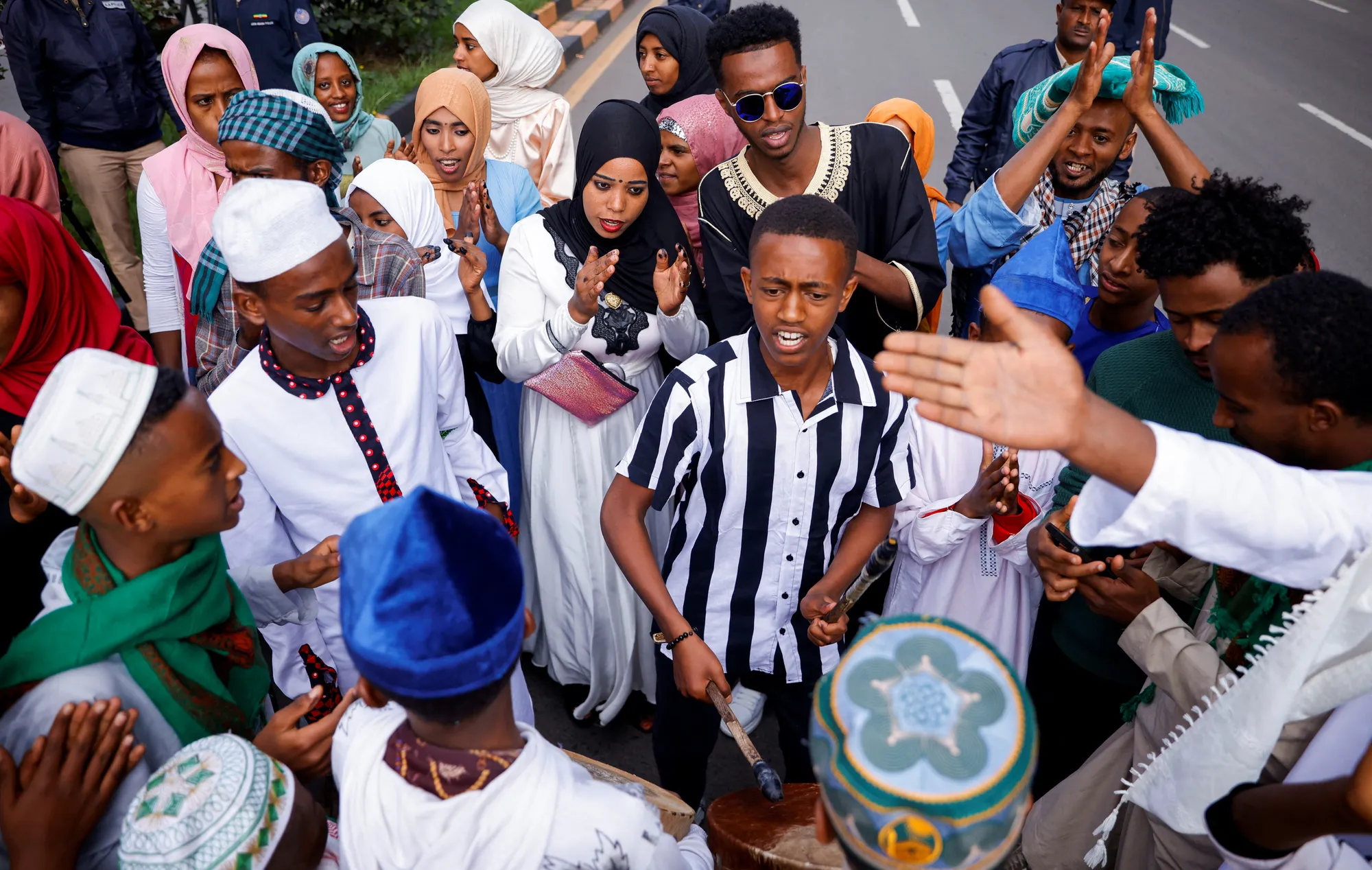 بالحناء والألعاب والغناء.. كيف احتفل نحو نصف مليار مسلم في أفريقيا بعيد الفطر؟