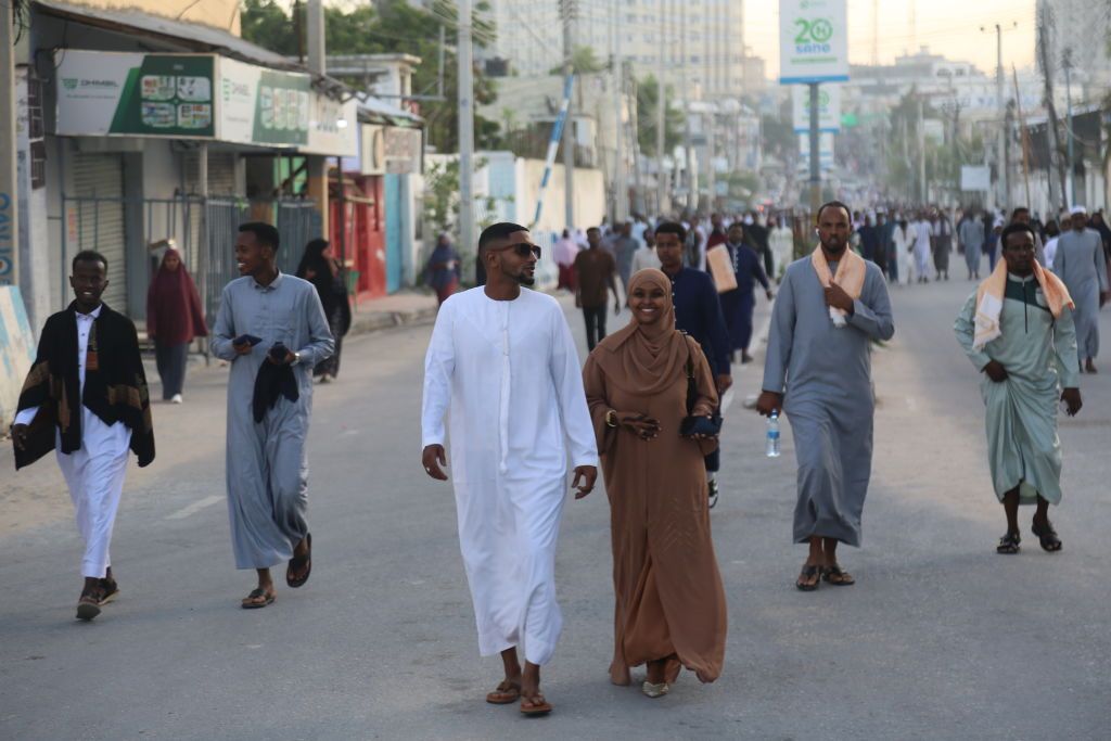 بالحناء والألعاب والغناء.. كيف احتفل نحو نصف مليار مسلم في أفريقيا بعيد الفطر؟