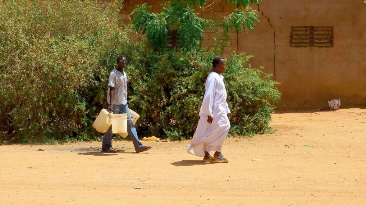 بالصور.. كيف غيّر القتال ملامح العاصمة السودانية الخرطوم؟