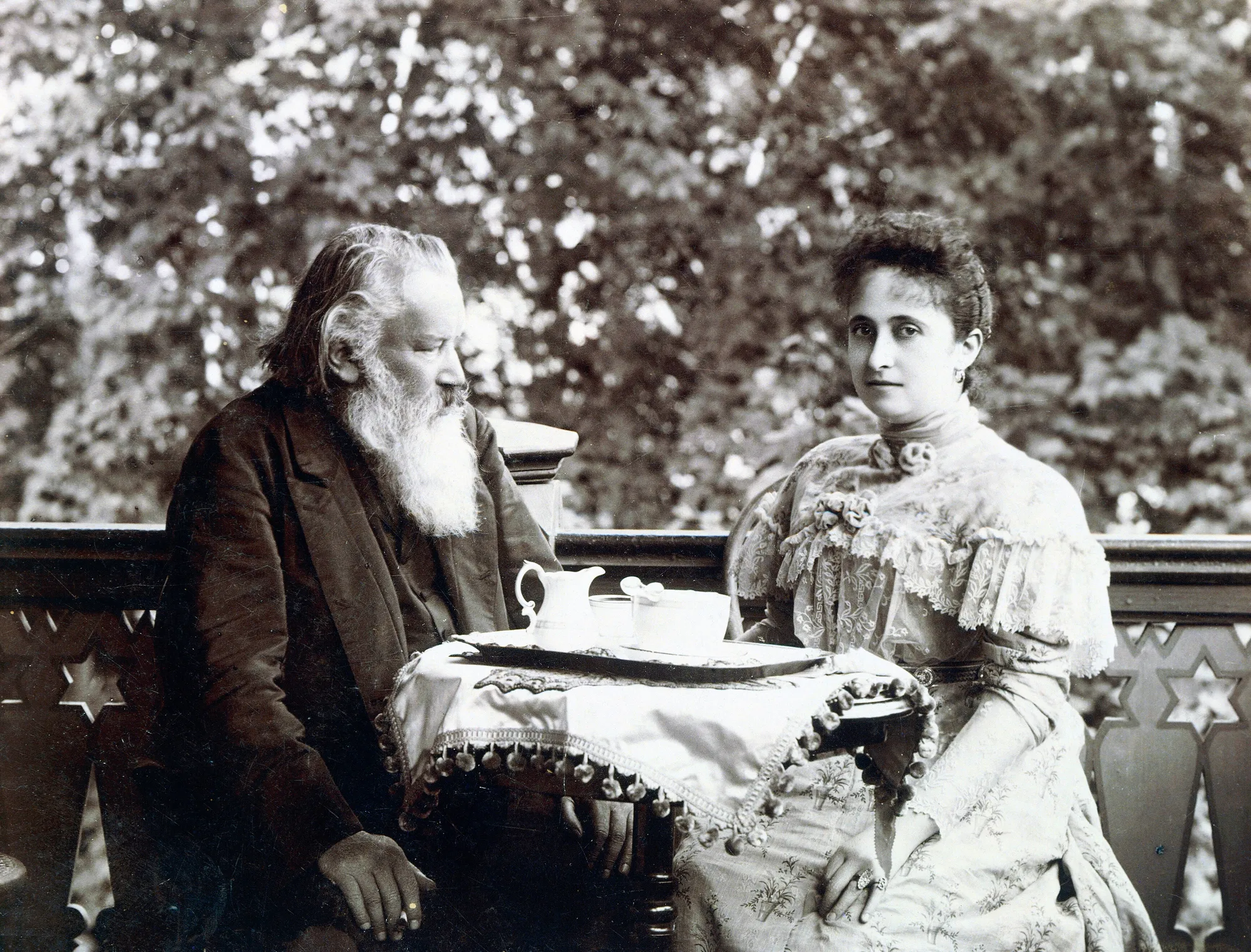 من هو يوهانس برامز التي تحتفل غوغل بذكرى ميلاده؟