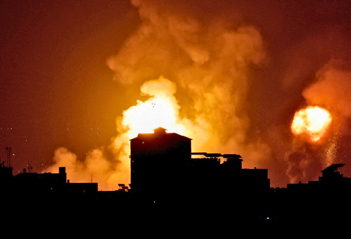 مقتل فلسطنيين في ضربة إسرائيلية على سيارة في غزة